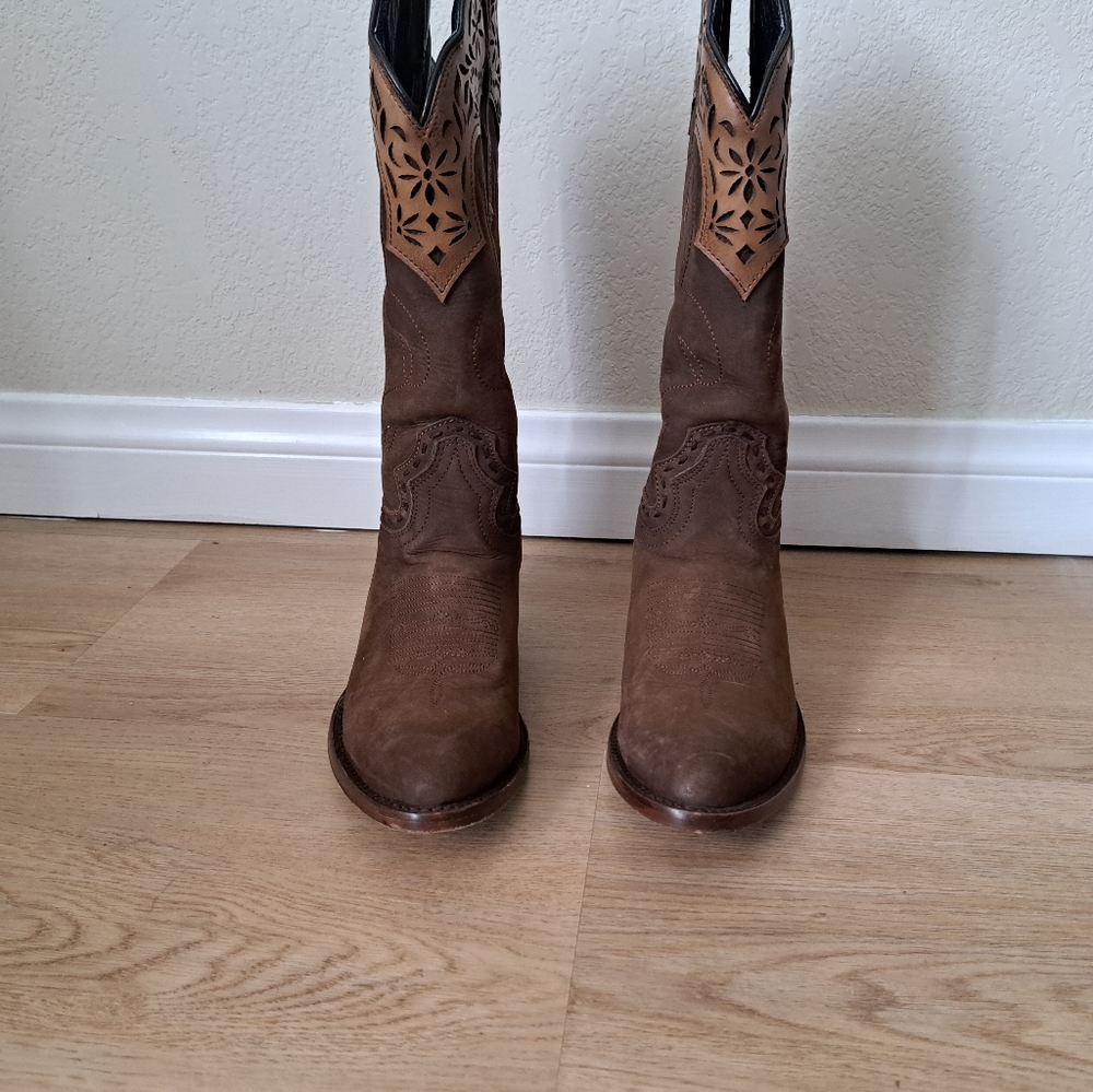 Cowboy Boots - Picture 2 of 5